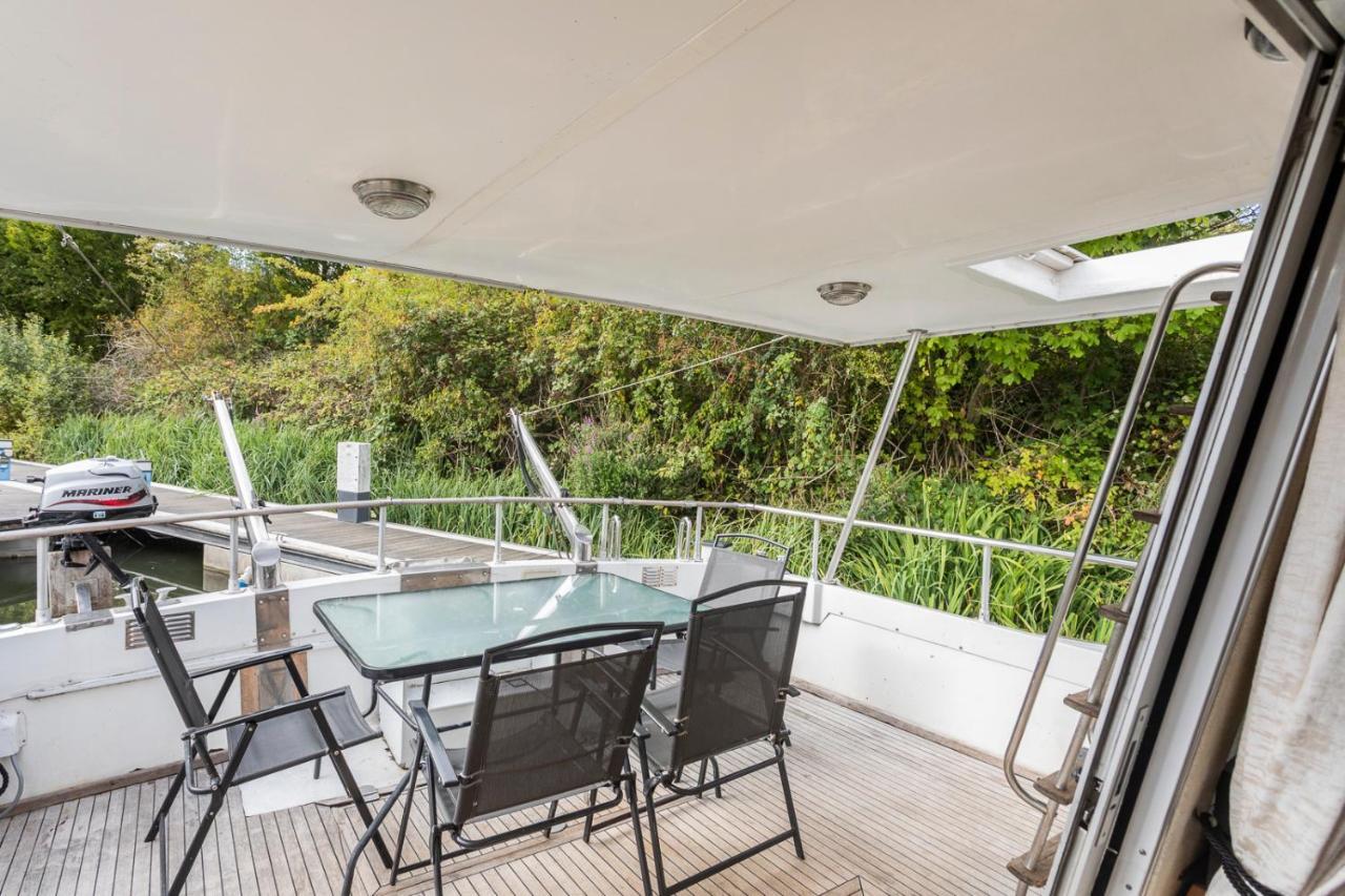 Hotel Eucala Motor Yacht East Molesey Zewnętrze zdjęcie