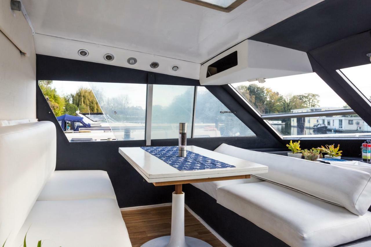 Hotel Eucala Motor Yacht East Molesey Zewnętrze zdjęcie